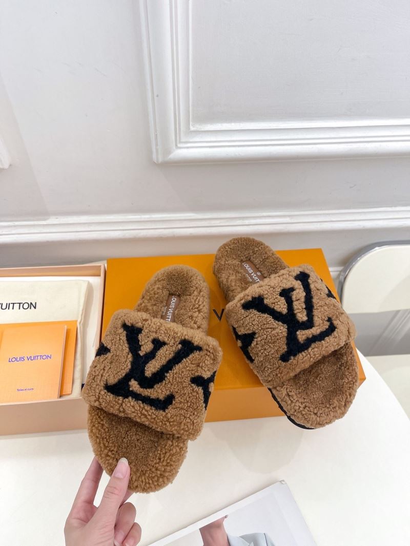 Louis Vuitton Slippers